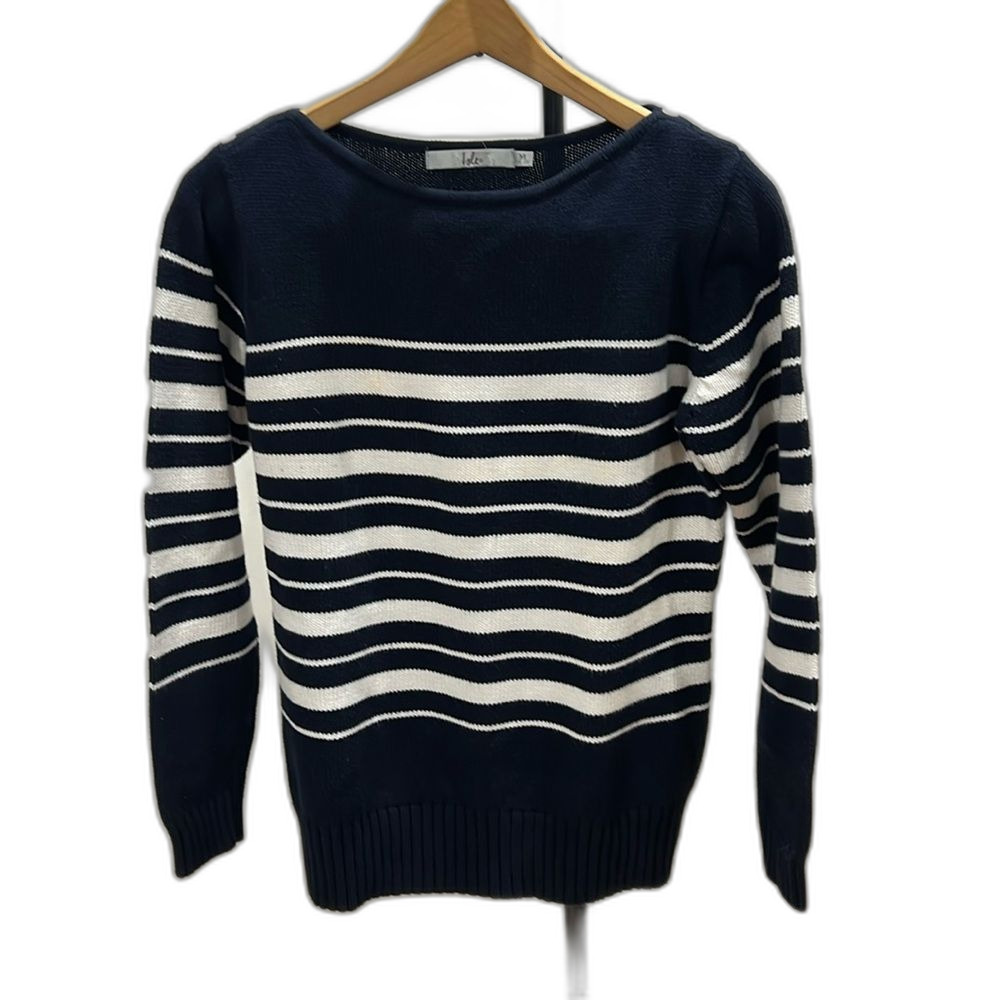 Isle sz M Navy Blue & White stripe cotton sweater shoulder buttons P2P 20” L 24”